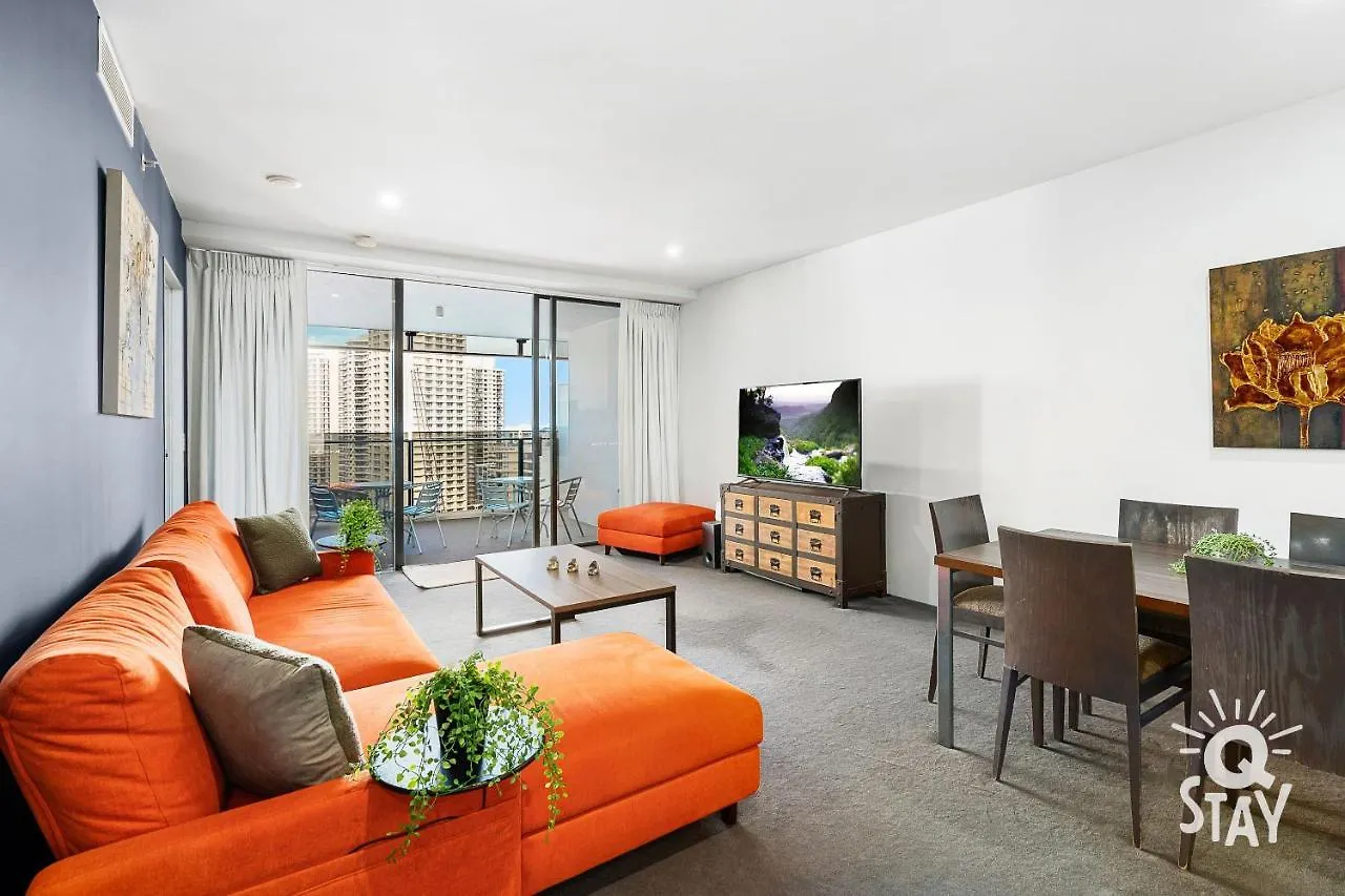 Circle On Cavill, 1 Bedroom Ocean Family Apartment Surfers Paradise Guldkusten Australien