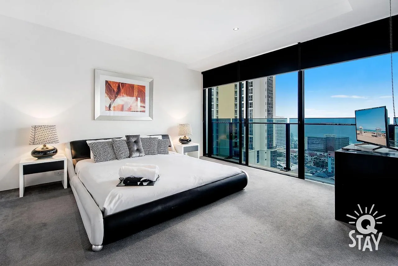 Circle On Cavill, 1 Bedroom Ocean Family Apartment Surfers Paradise Guldkusten