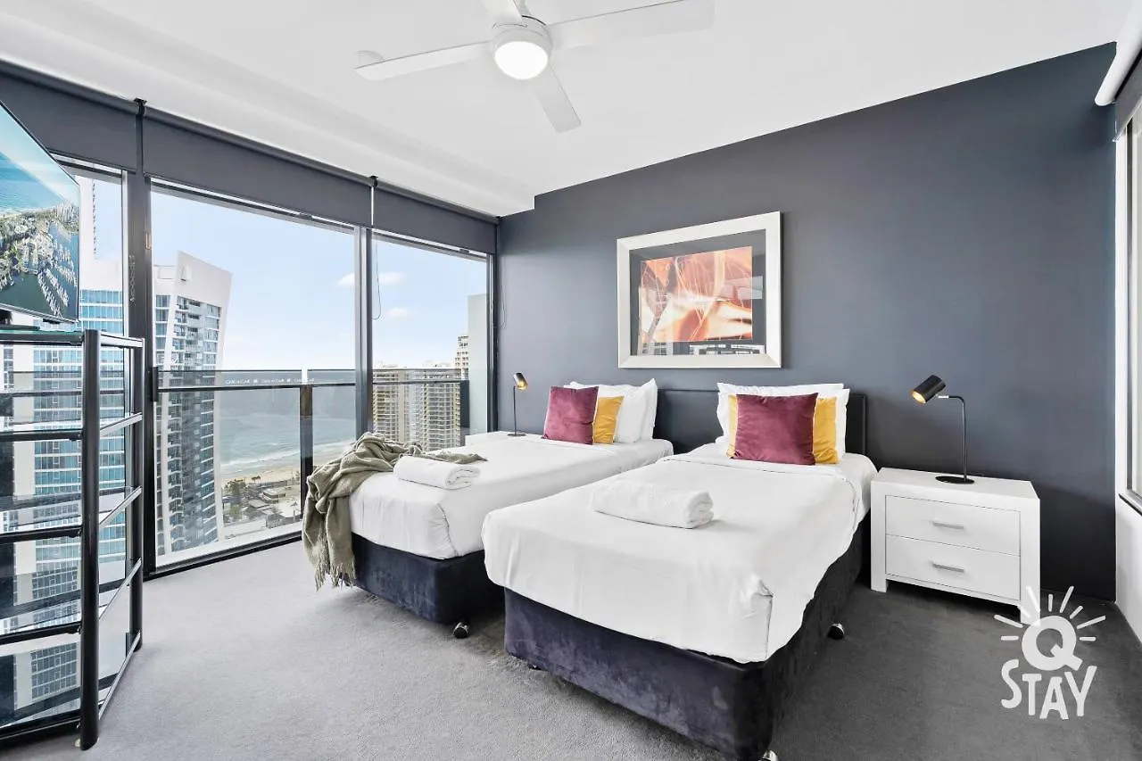 Circle On Cavill, 1 Bedroom Ocean Family Apartment Surfers Paradise Guldkusten