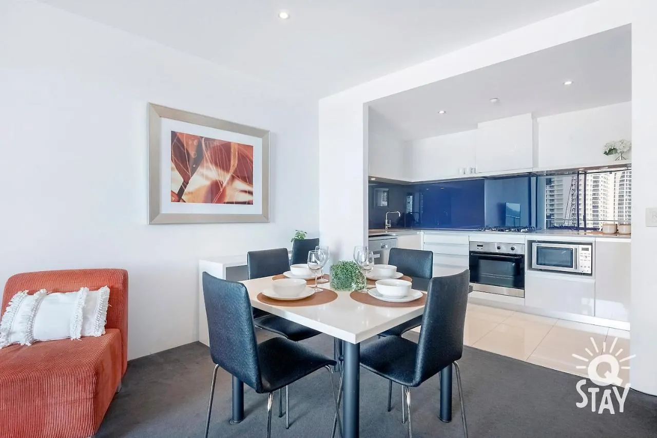 Circle On Cavill, 1 Bedroom Ocean Family Apartment Surfers Paradise Guldkusten