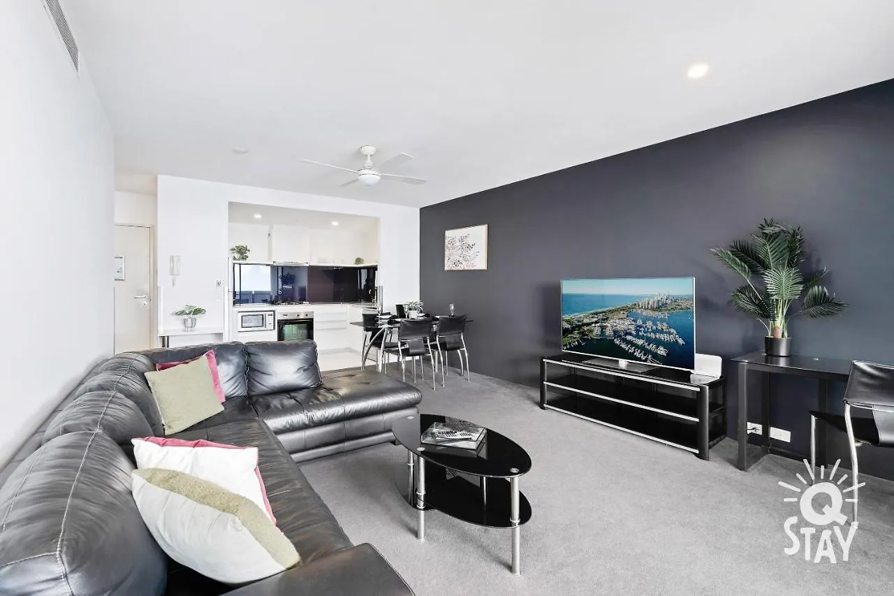 Circle On Cavill, 1 Bedroom Ocean Family Apartment Surfers Paradise Guldkusten
