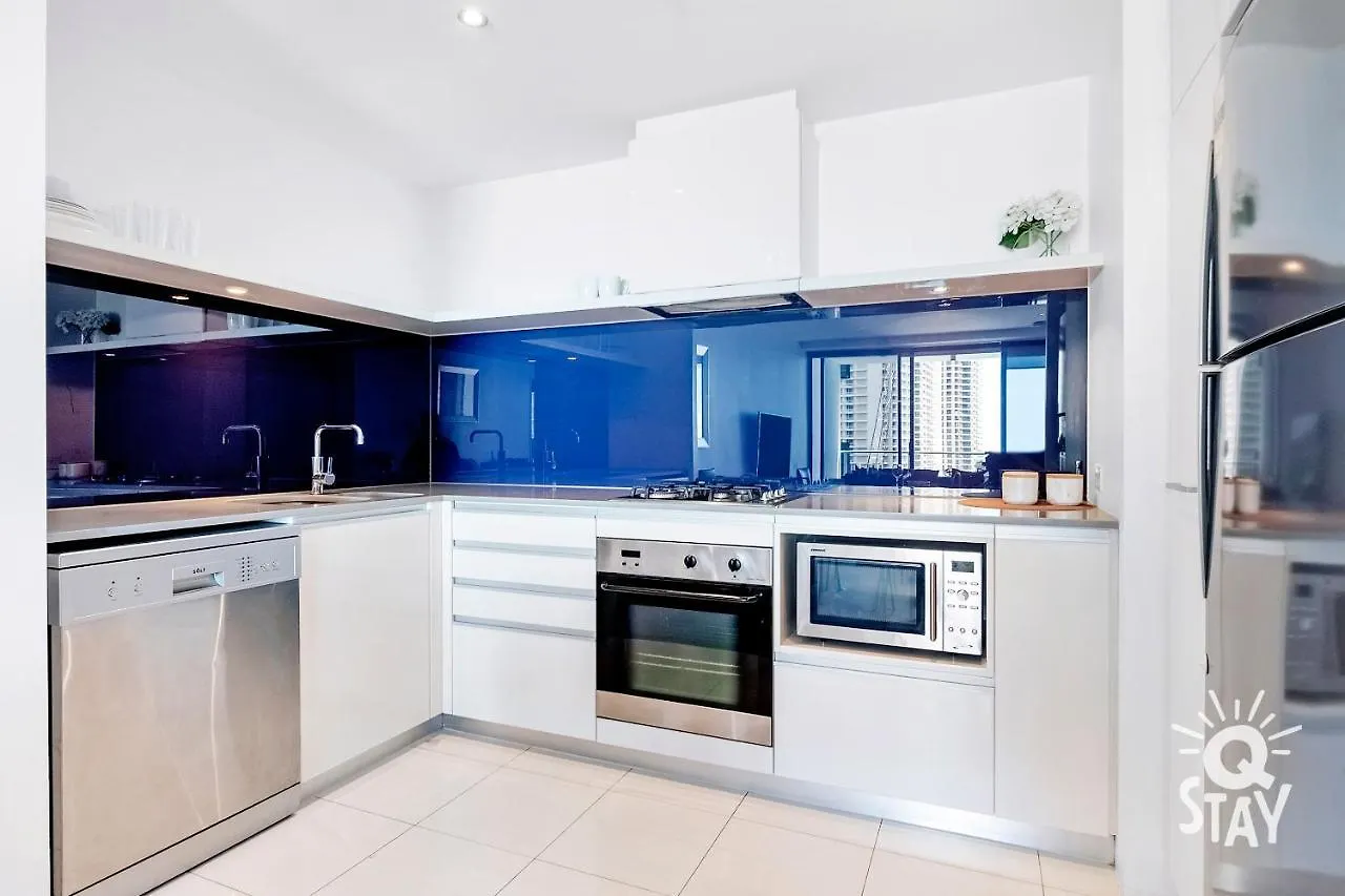 Circle On Cavill, 1 Bedroom Ocean Family Apartment Surfers Paradise Guldkusten