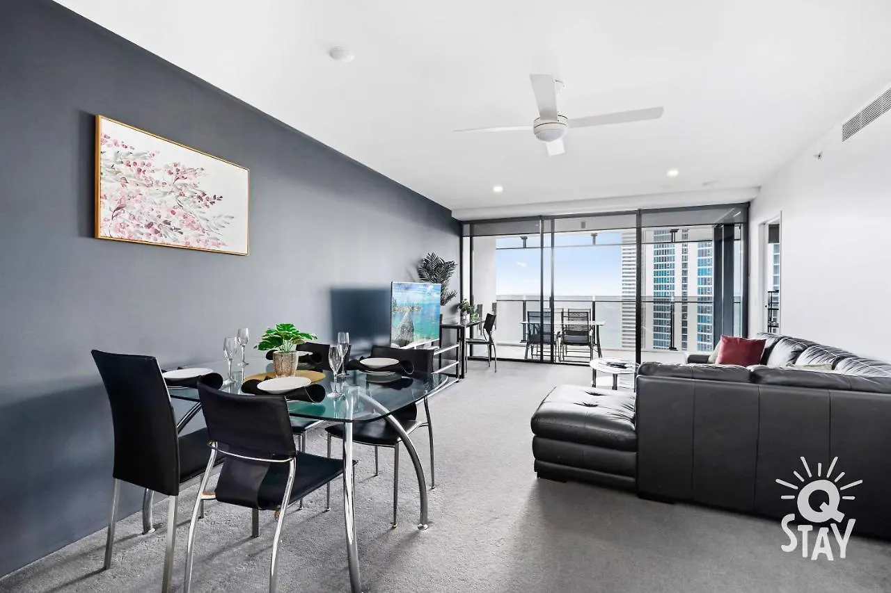 Circle On Cavill, 1 Bedroom Ocean Family Apartment Surfers Paradise Guldkusten