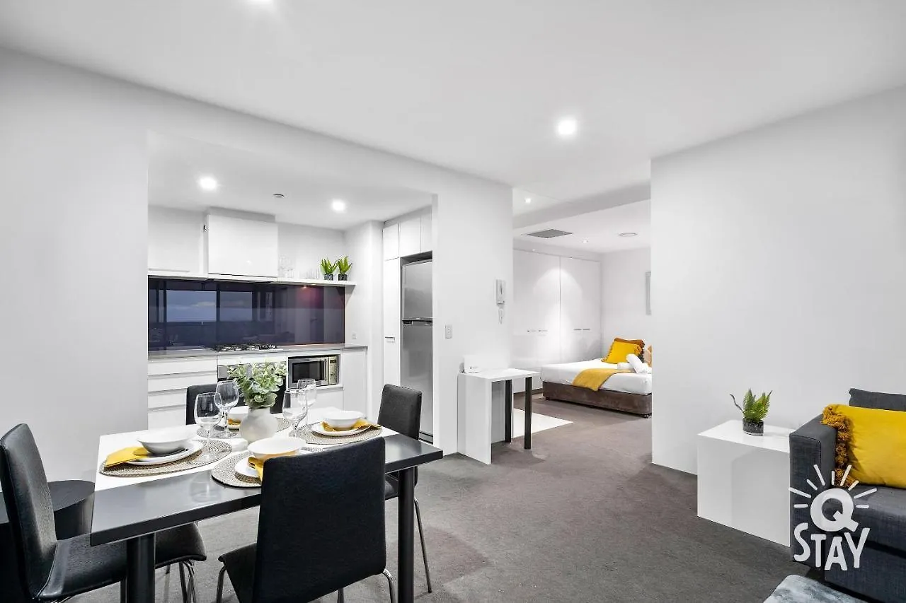 Circle On Cavill, 1 Bedroom Ocean Family Apartment Surfers Paradise Guldkusten