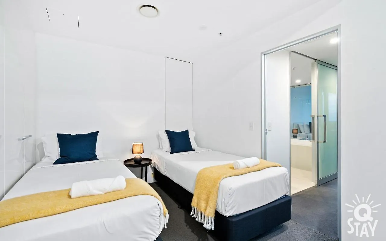 Circle On Cavill, 1 Bedroom Ocean Family Apartment Surfers Paradise Guldkusten 0*,