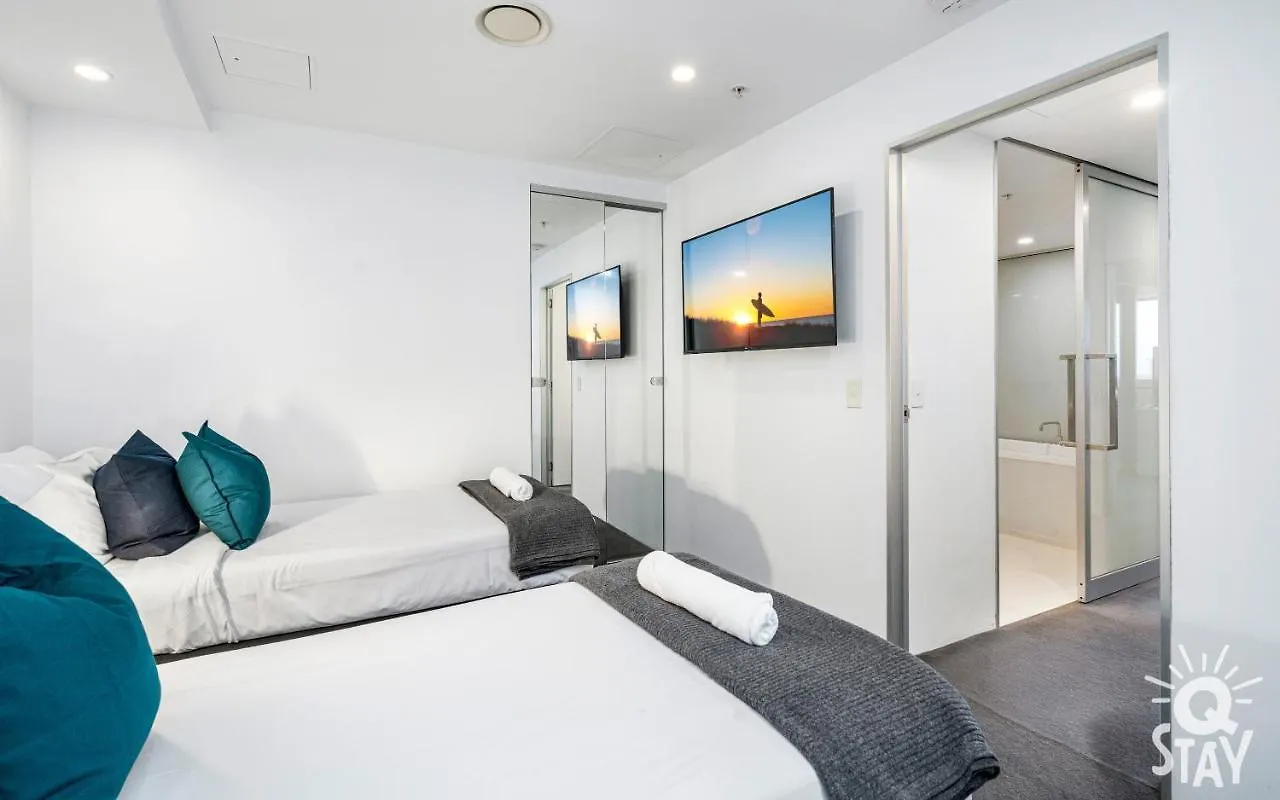 Circle On Cavill, 1 Bedroom Ocean Family Apartment Surfers Paradise Guldkusten Australien