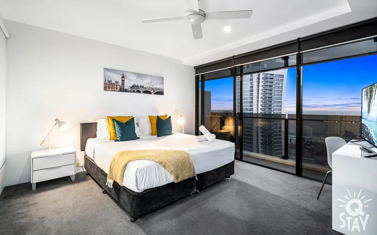 Circle On Cavill, 1 Bedroom Ocean Family Apartment Surfers Paradise Gold Coast